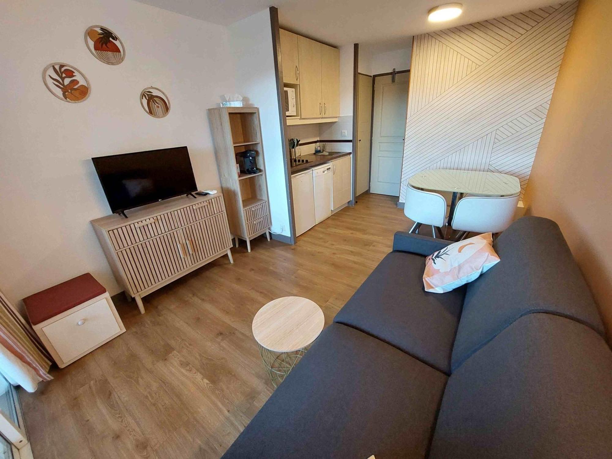 Cap Esterel Appartement Climatise Dans Le Centre Du Village Vacances Drammont Zewnętrze zdjęcie