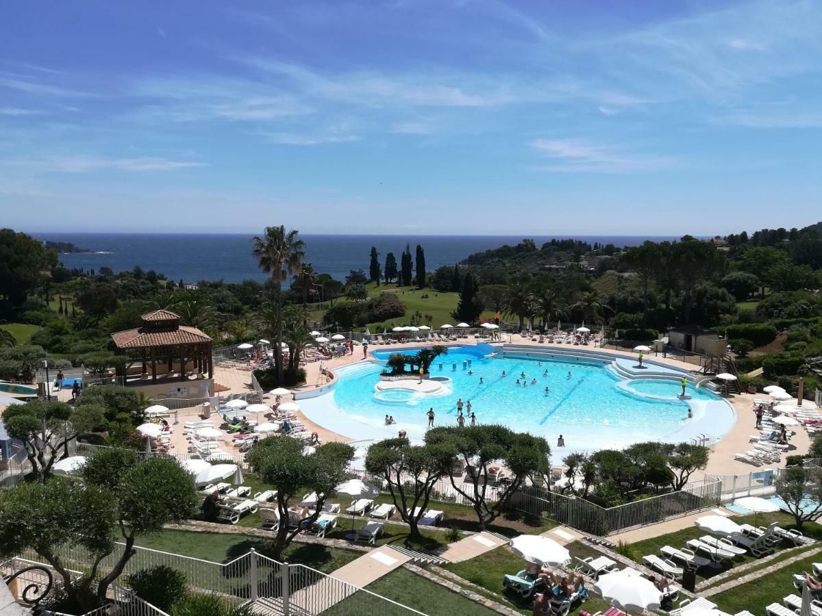 Cap Esterel Appartement Climatise Dans Le Centre Du Village Vacances Drammont Zewnętrze zdjęcie