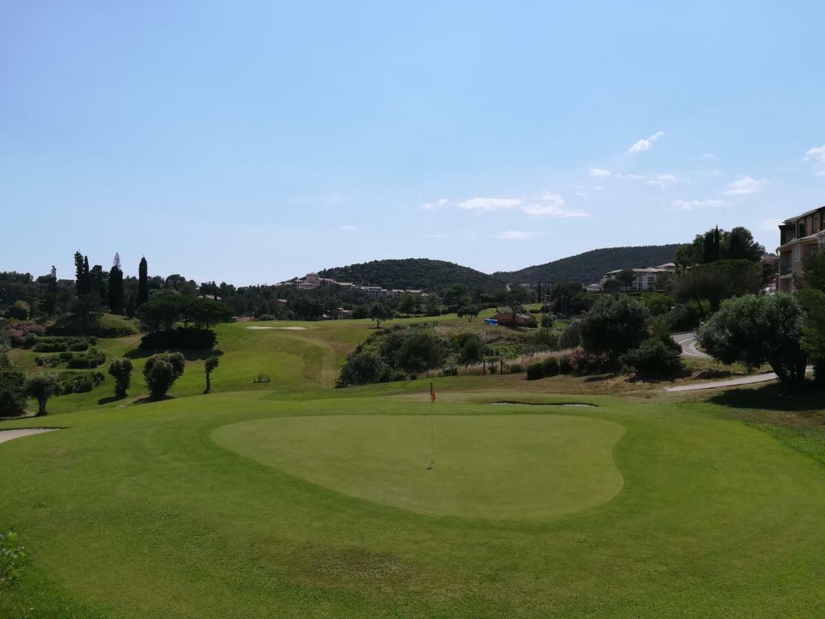 Cap Esterel Appartement Climatise Dans Le Centre Du Village Vacances Drammont Zewnętrze zdjęcie