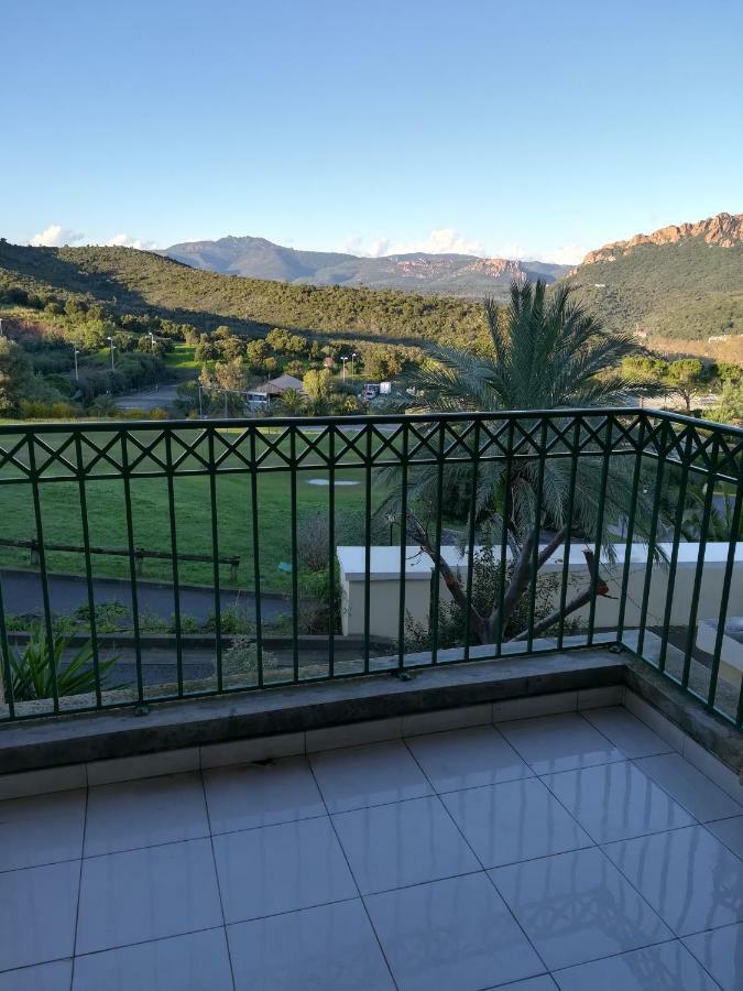 Cap Esterel Appartement Climatise Dans Le Centre Du Village Vacances Drammont Zewnętrze zdjęcie