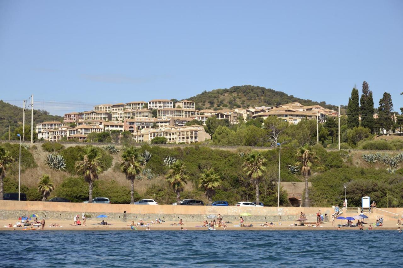 Cap Esterel Appartement Climatise Dans Le Centre Du Village Vacances Drammont Zewnętrze zdjęcie